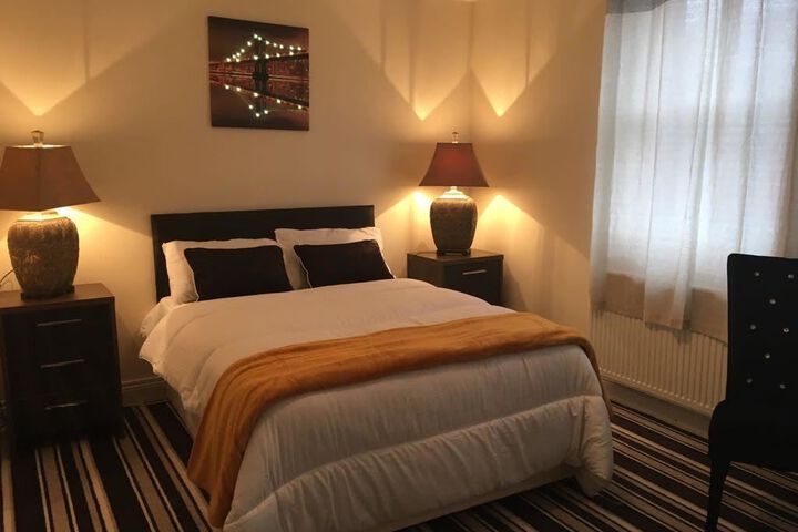 Room 7 of 15