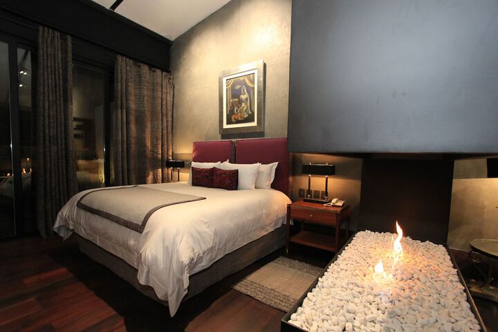 Room 7 of 52