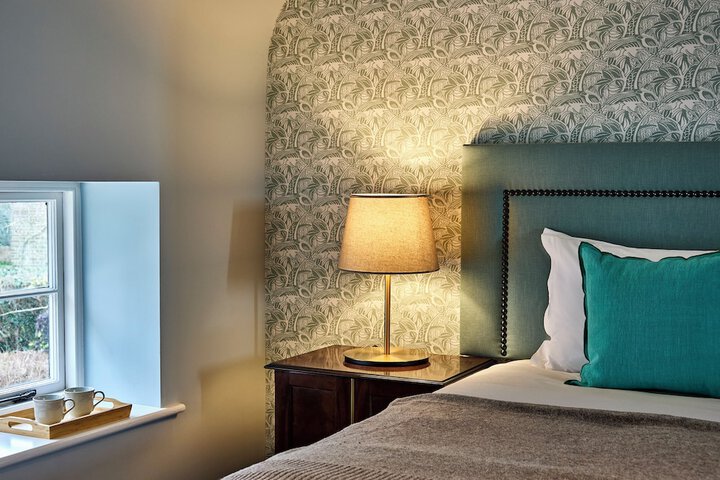 Room 2 of 20