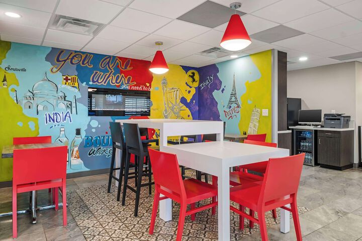 Breakfast area