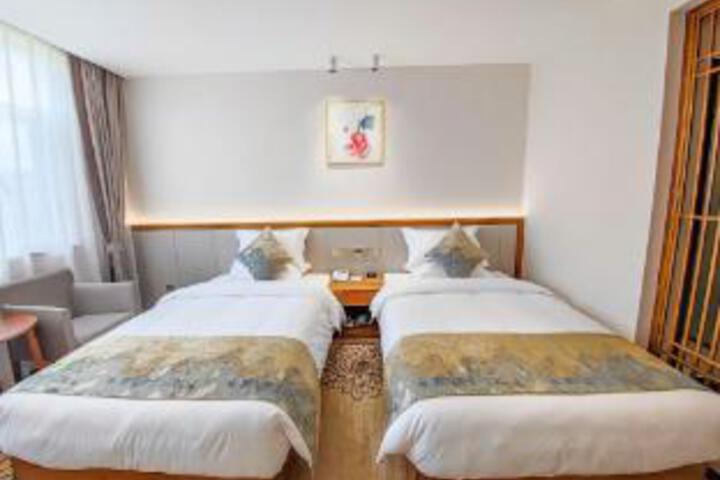 Room 21 of 23