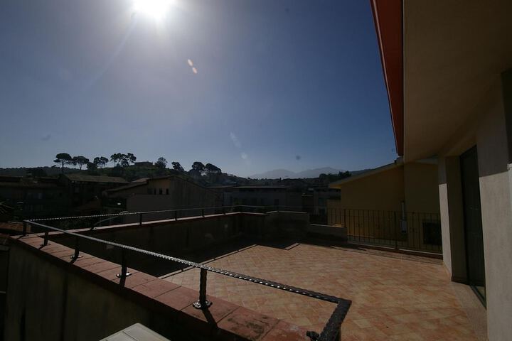 Terrace/Patio 2 of 8