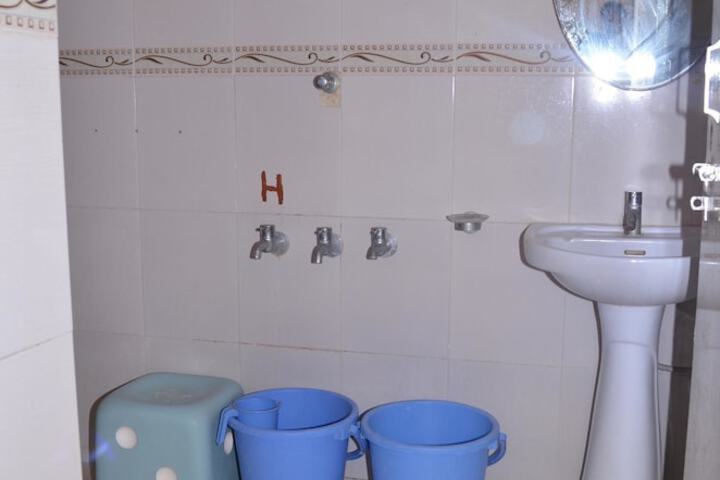 Clean Restrooms