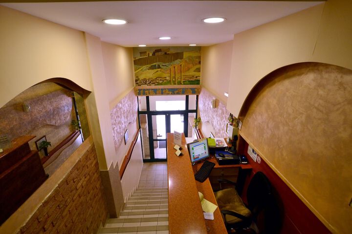 Hotel Electra in Piraeus