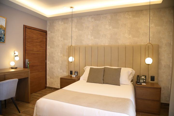 Room 34 of 86