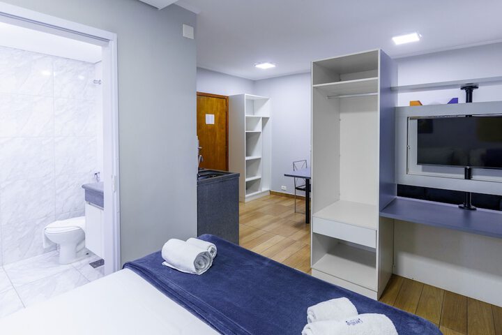 Room 15 of 61