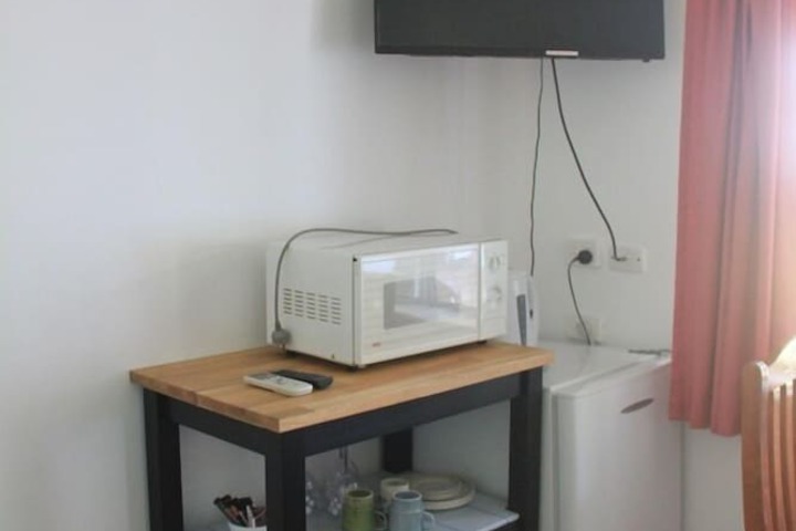 Room 30 of 65