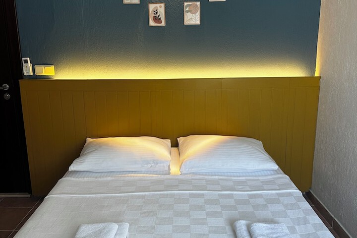 Room 26 of 62