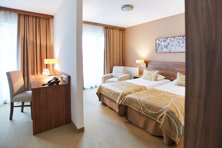 Room 41 of 70