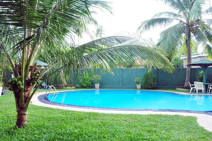 Star Light Hotel