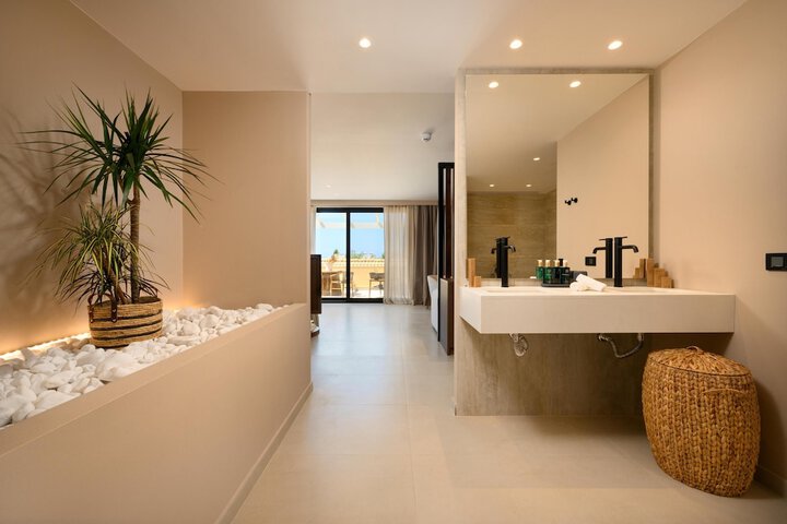 Room 20 of 70