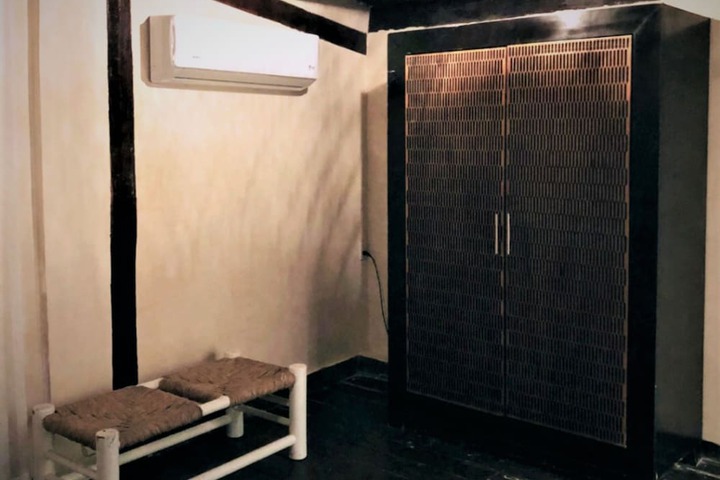 Room 36 of 171