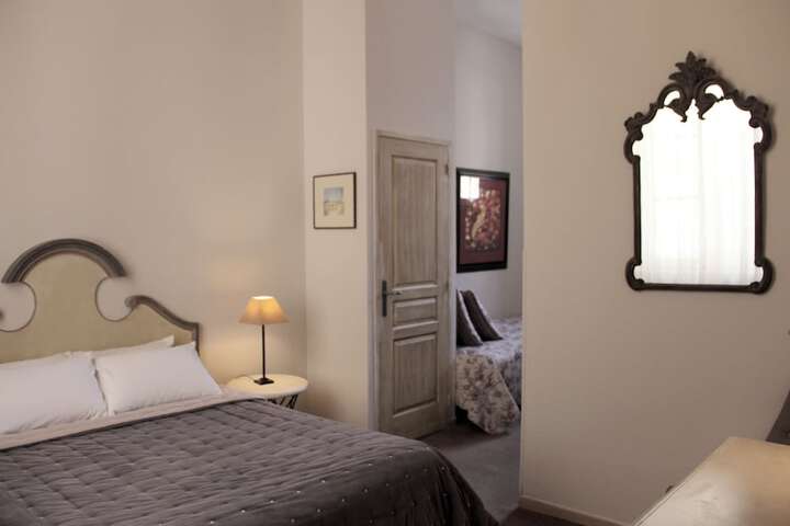 Room 11 of 52