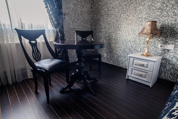 Room 17 of 47