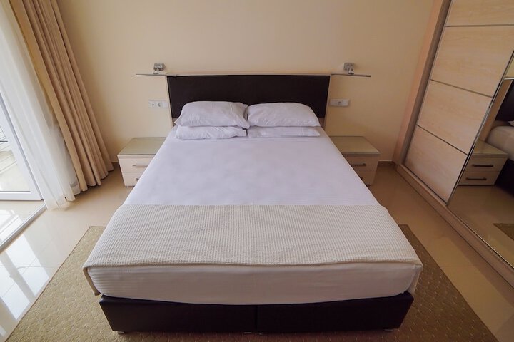 Room 20 of 69