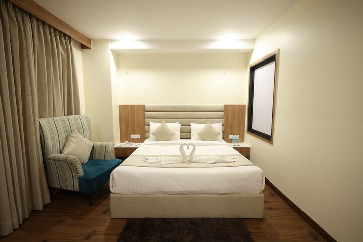 Room 7 of 56