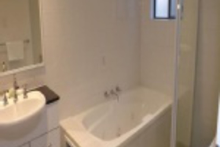 Room 85 of 276