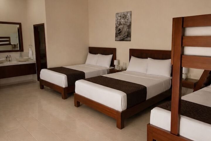 Room 6 of 29