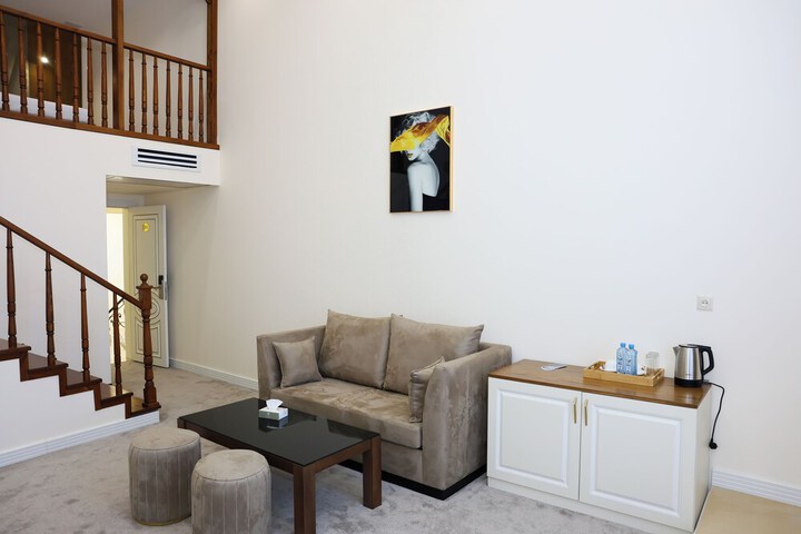 Room 48 of 133