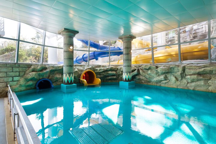 Pool 78 of 98