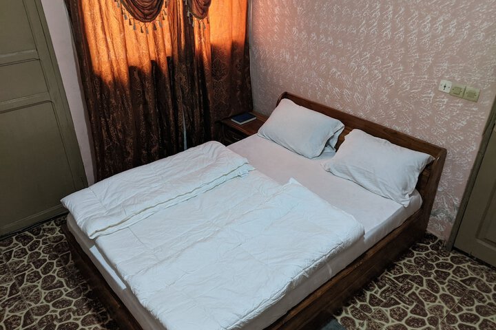 Room 4 of 21
