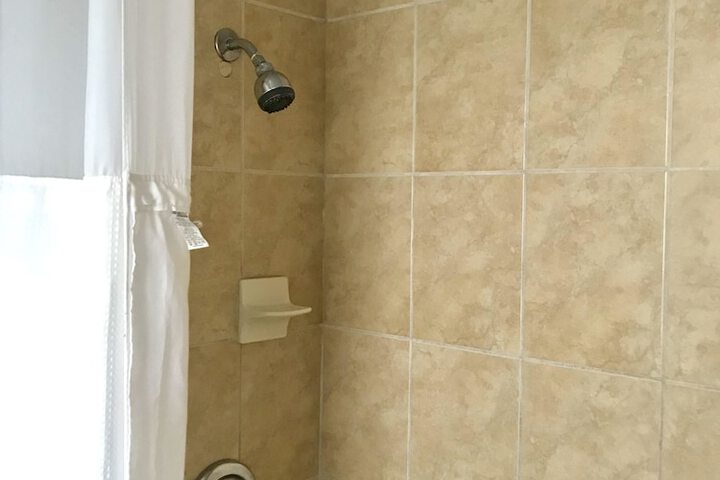 Room 186 of 236