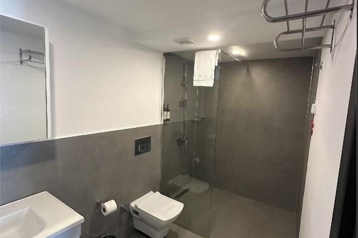 Room 17 of 50
