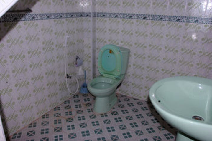 Room 5 of 48