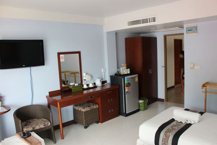 Room 22 of 63