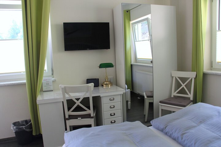 Room 21 of 68