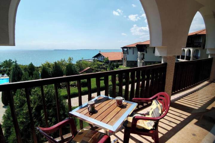 Terrace/Patio 37 of 102