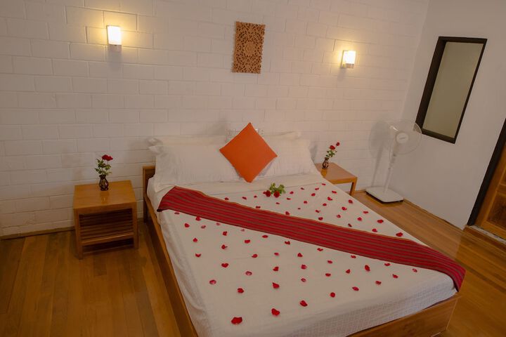 Room 18 of 46