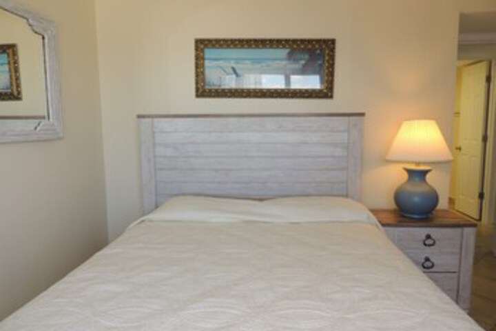 Room 41 of 48