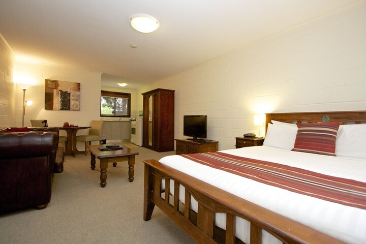 Room 3 of 45