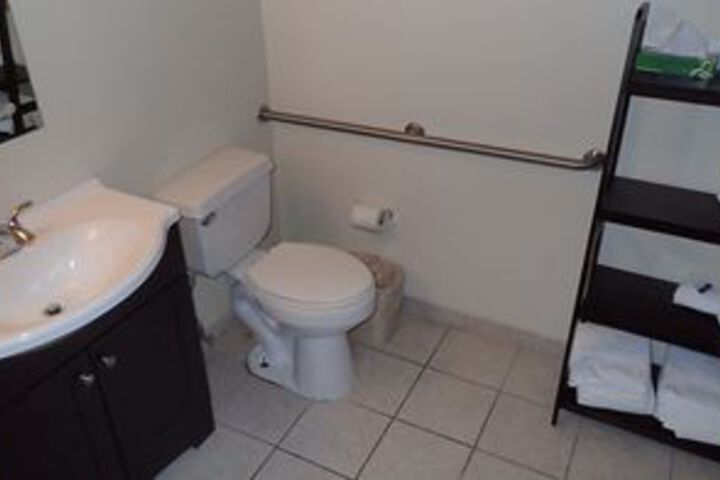 Room 13 of 92