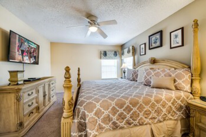 Room 193 of 272