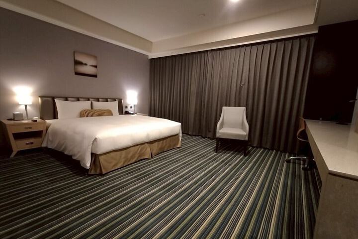 Room 47 of 88