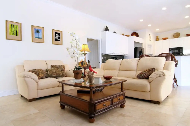 Legacy Vacation Pool Homes West 192 and Hwy 27 Area