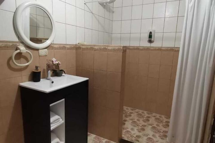 Room 3 of 46