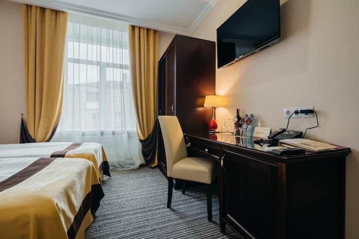 Room 3 of 14