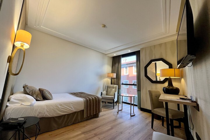 Room 58 of 138