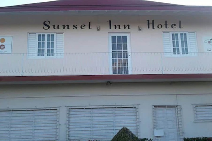 Sunset Inn Hotel