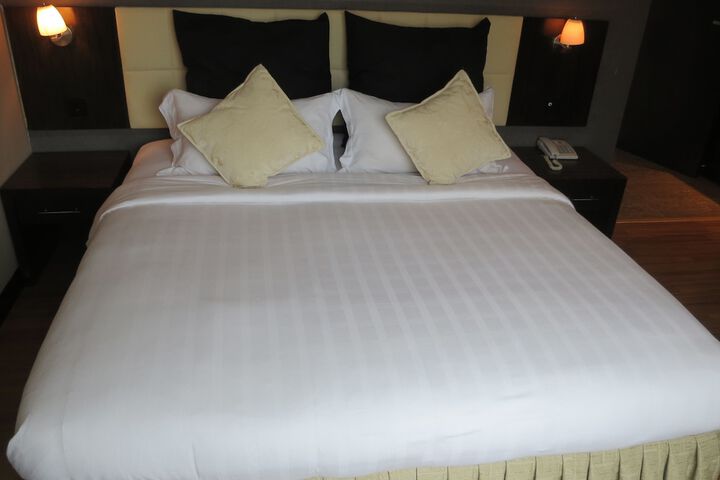 Room 7 of 40