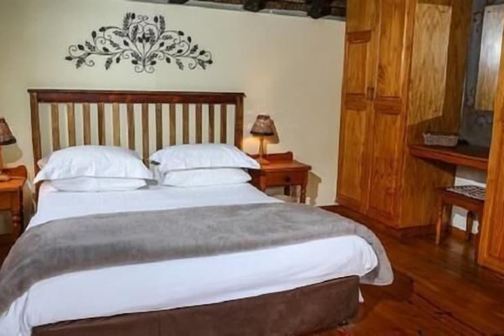 Room 3 of 25