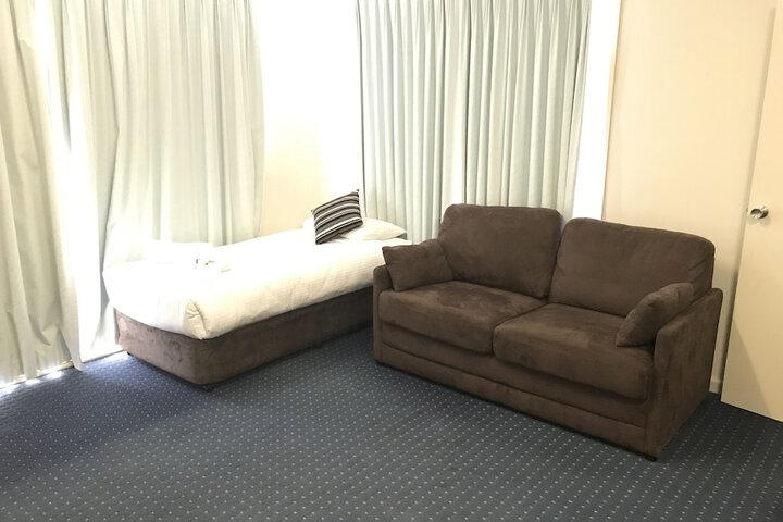 Room 3 of 20