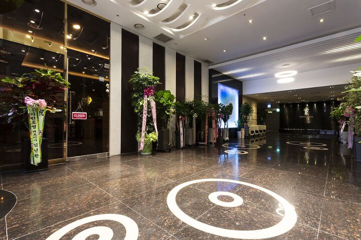Hotel Interior 4 of 42