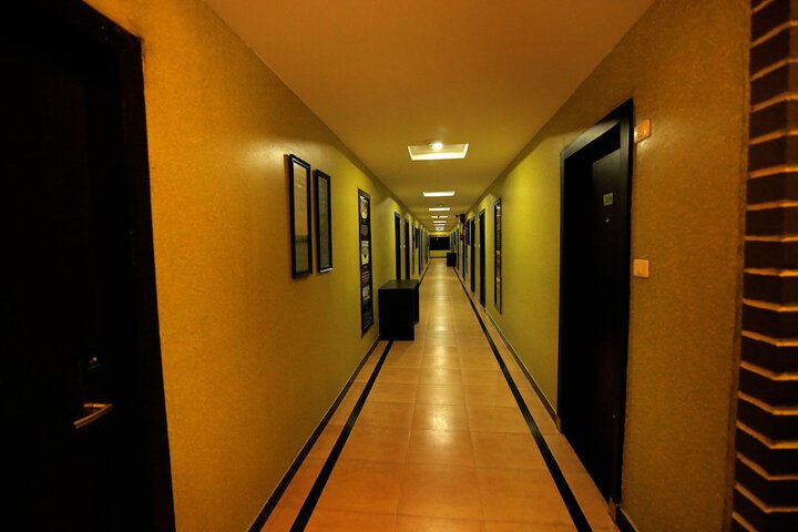Ballroom/Hall 14 of 21