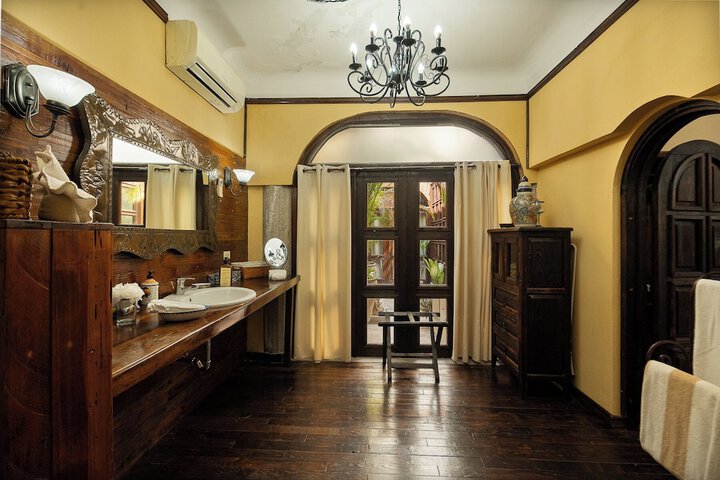 Clean Restrooms