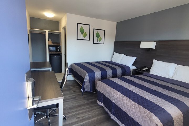 Room 2 of 11