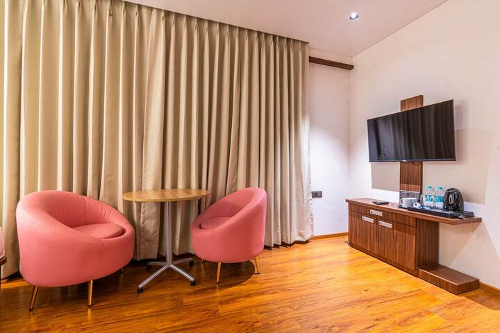 Room 34 of 60
